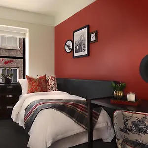 https://the-redbury-new-york.us-newyorkcity.com